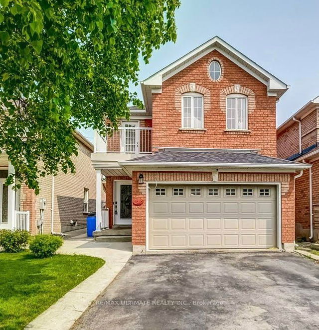106 Twin Pines Crescent