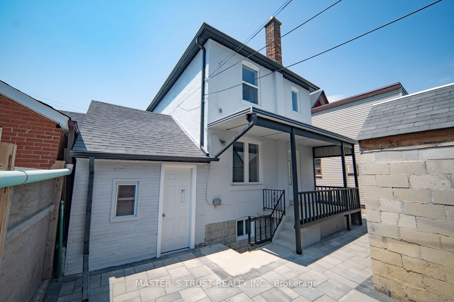 Listing Image 3