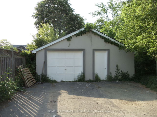 6 Jessie Street