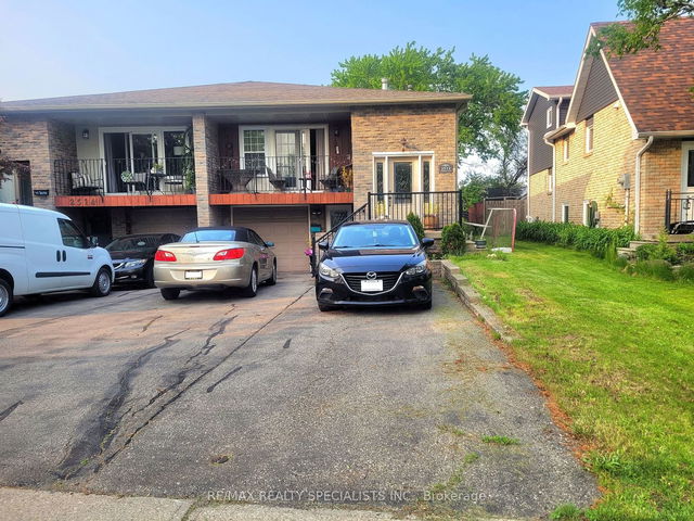 LOWER - 2512 COBBINSHAW Circle