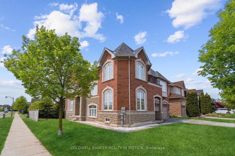 2523 Highmount Cres, Oakville, L6M 4Z1 | Image 3