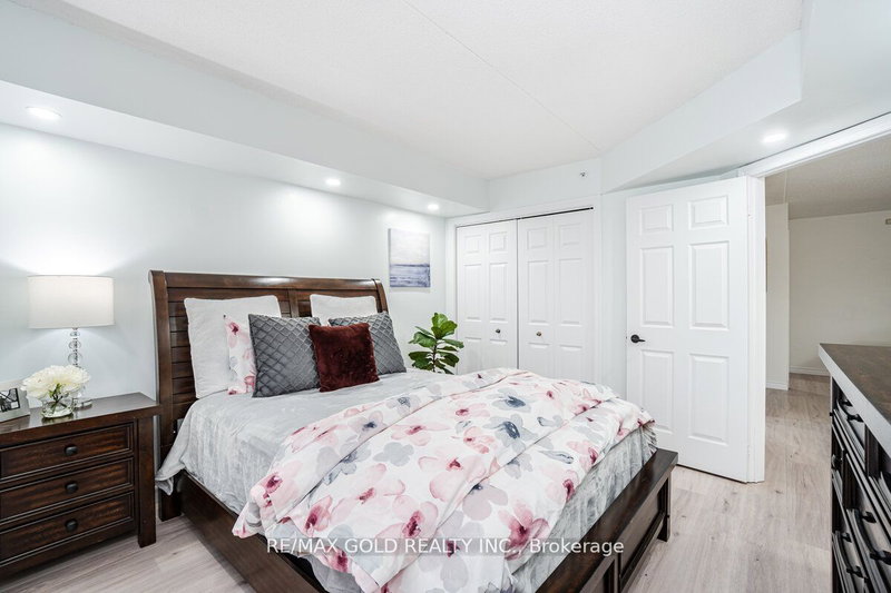 207 - 4003 Kilmer Dr, Burlington, L7M 4M1 | Image 3