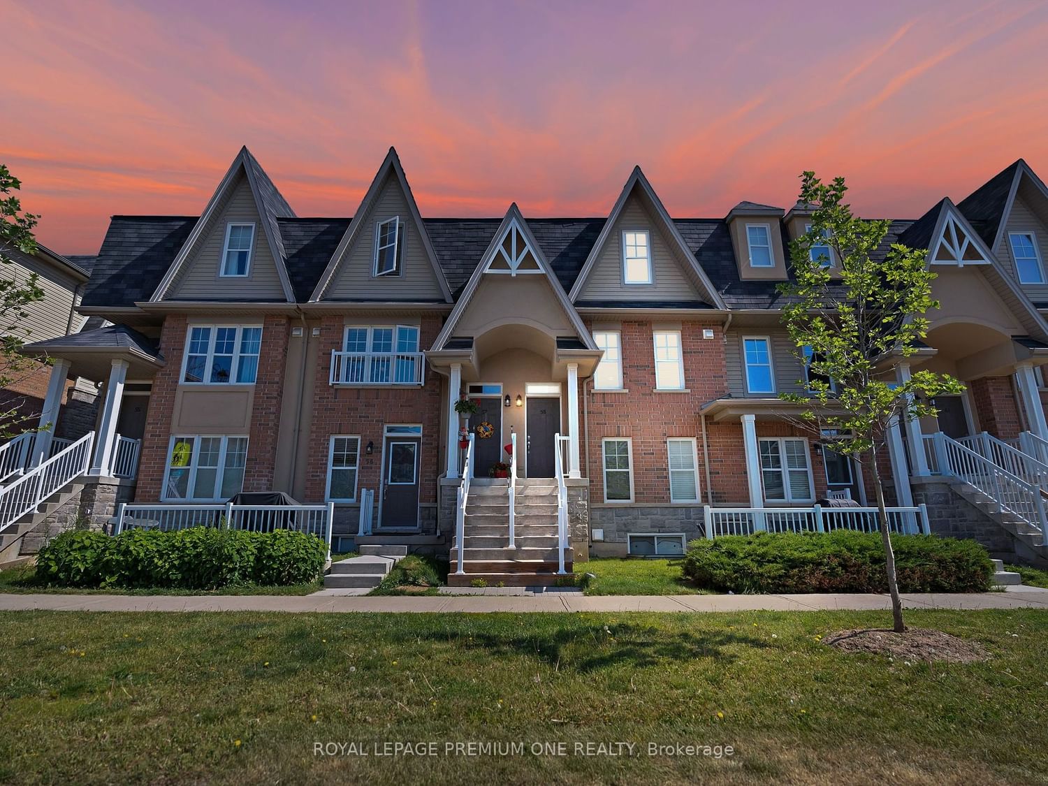 Townhouse sold at 58-1380 Costigan Road, Milton, Clarke, L9T 8L2 - MLS: W6092420