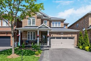 80 Amaranth Crescent