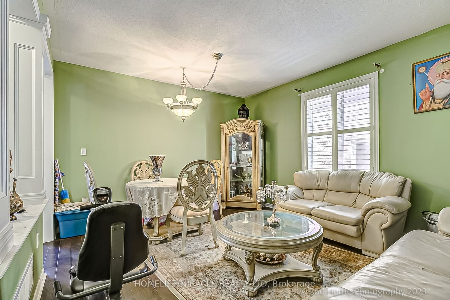 Listing Image 7