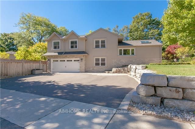 1300 Braeside Dr S, Oakville, L6J 2A4 | Image 3