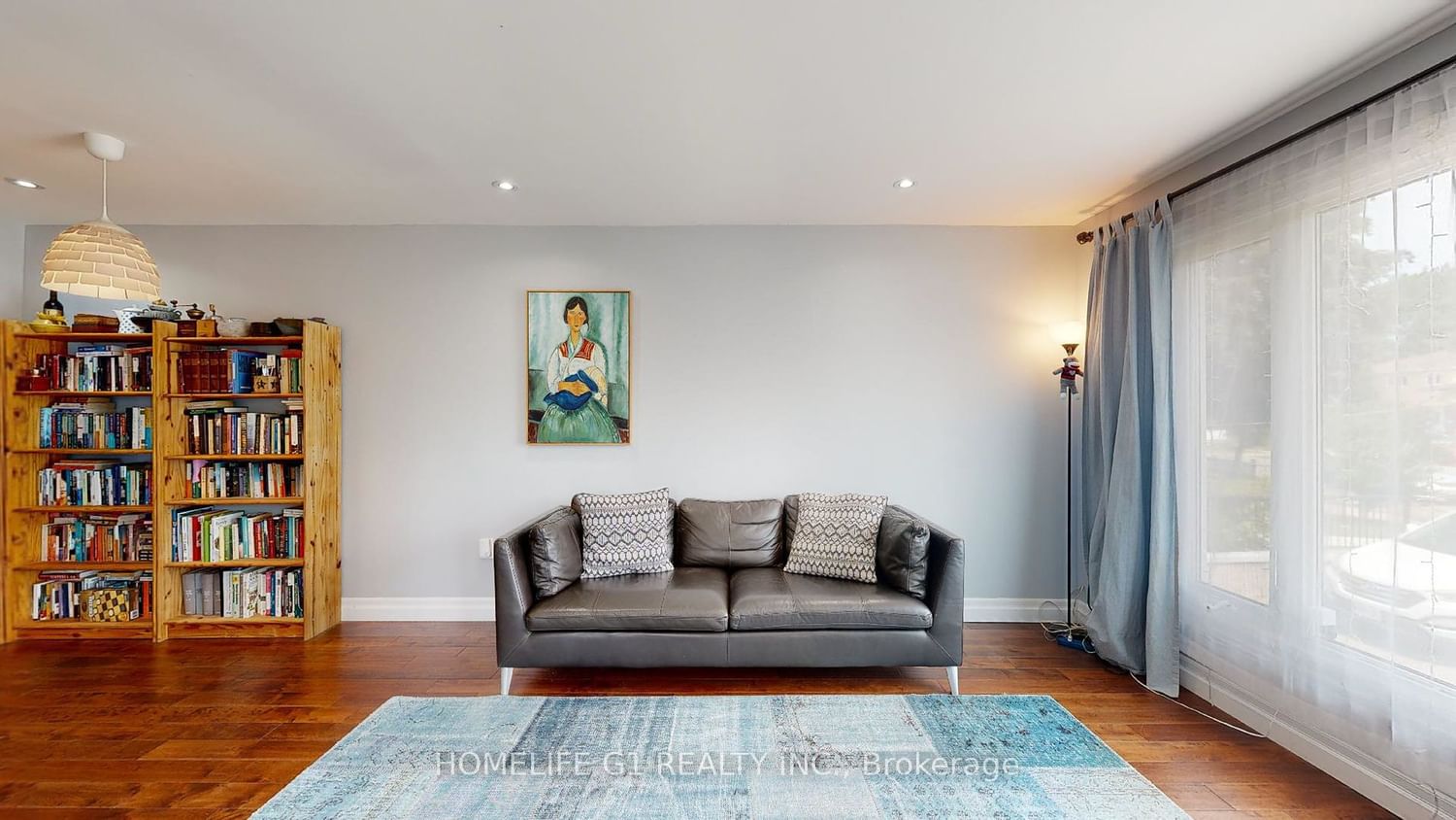 Listing Image 7