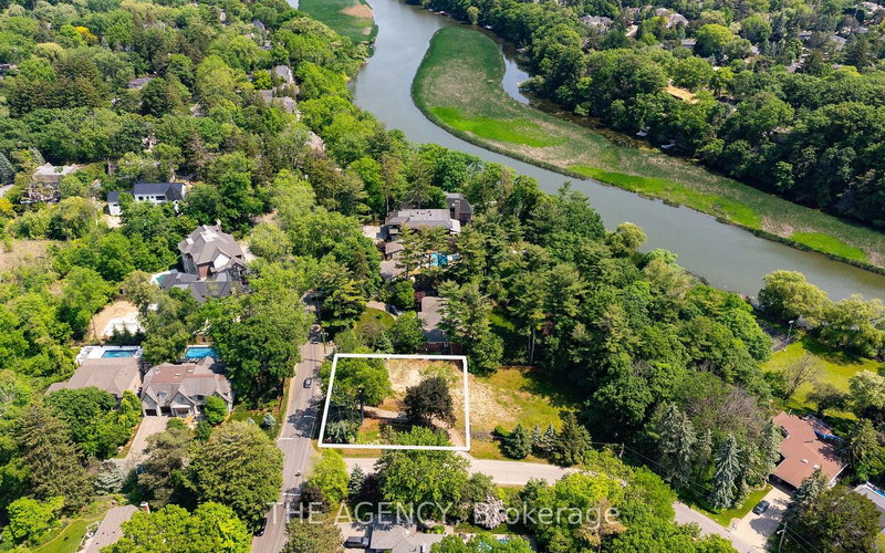 1470 Pinetree Cres, Mississauga, L5G 2S8 | Image 3