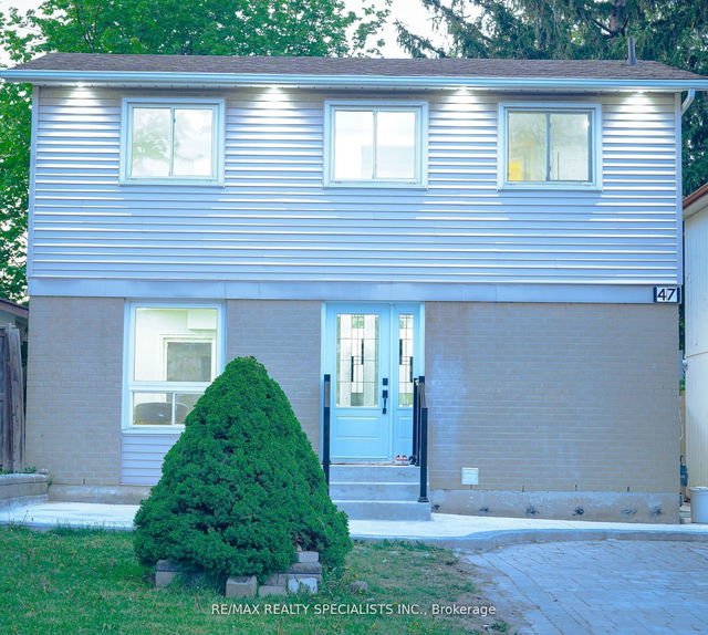 47 Gladstone Square