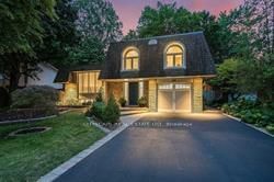418 Canterbury Crescent