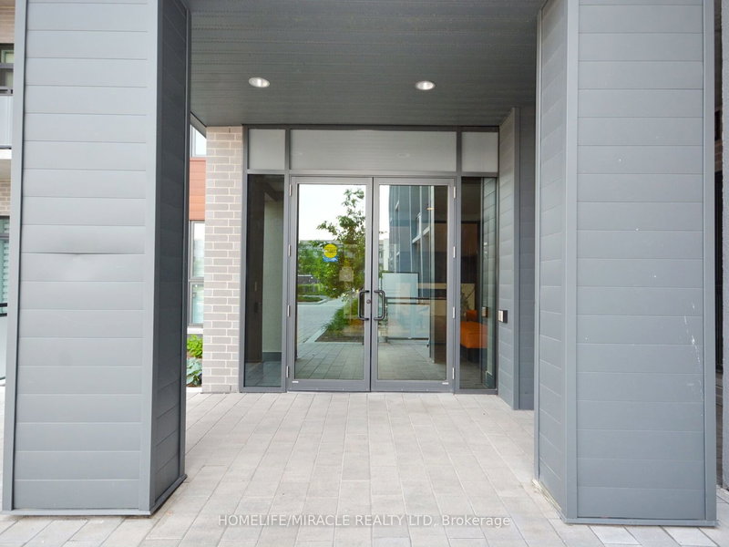 219 - 95 Dundas St W, Oakville, L6M 5N4 | Image 3