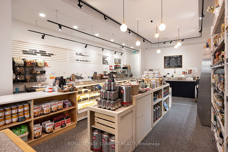 1700 St Clair Ave W, Toronto, M6N 1J1 | Image 2