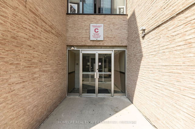 186 - 2095 Roche Court