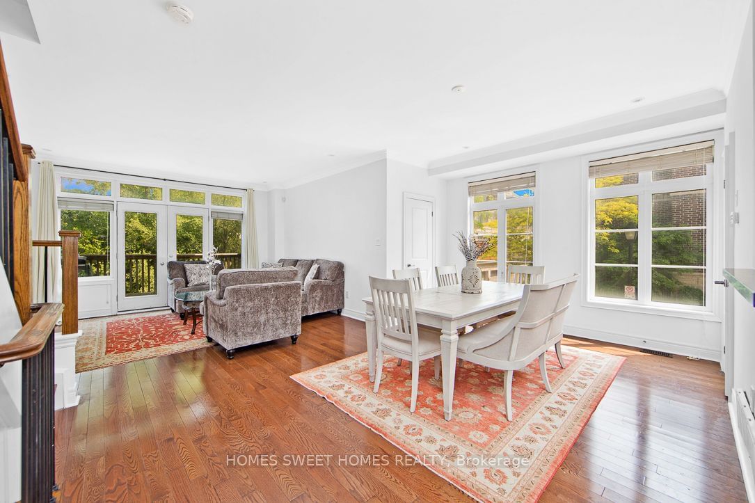 Townhouse sold at 38 Furrow Lane, Toronto, Islington-City Centre West, M8Z 0A3 - MLS: W6118172