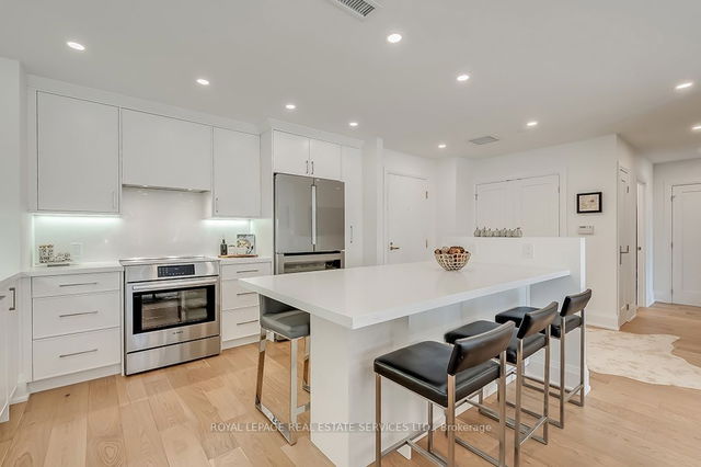 505 - 100 Lakeshore Road