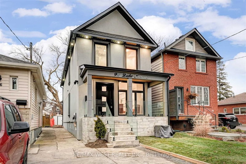 94 Lake Cres, Toronto, M8V 1W1 | Image 2