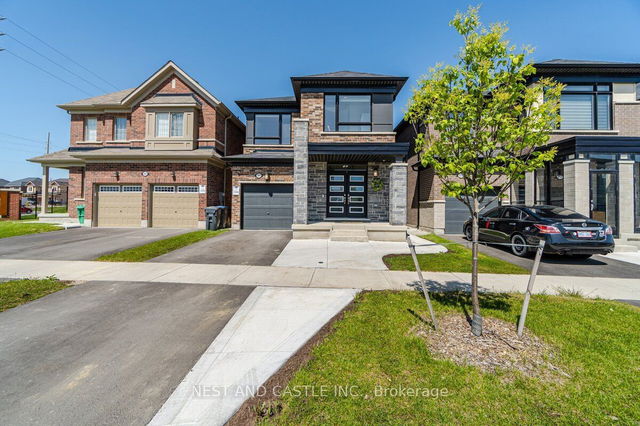581 Queen Mary Drive