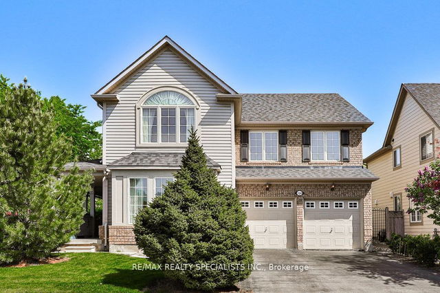 1358 Marshall Crescent