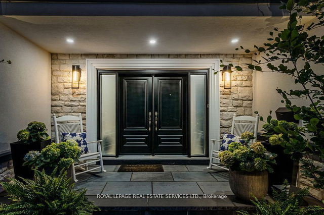 2498 Robin Drive