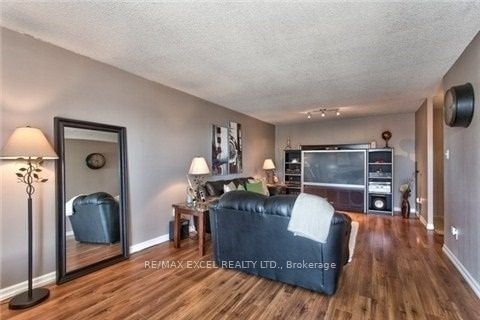 1905 - 350 Webb Drive