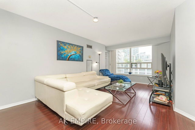 612 - 250 Webb Drive