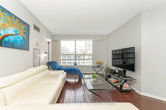 612 - 250 Webb Drive