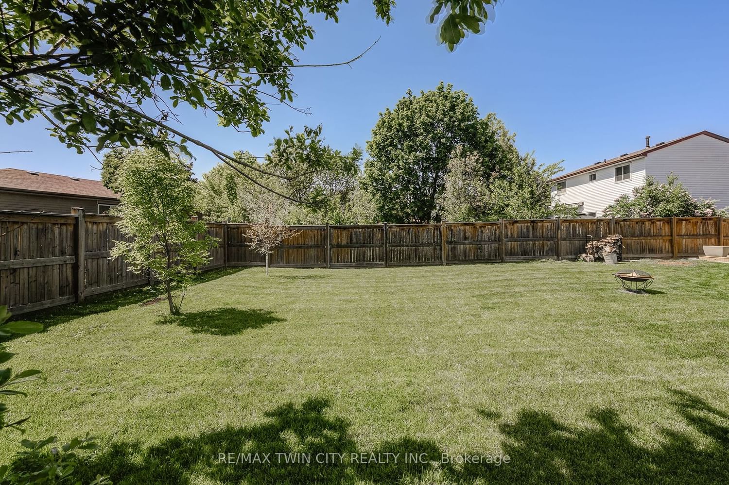 Listing Image 27