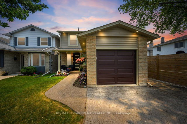 3406 Palmer Drive
