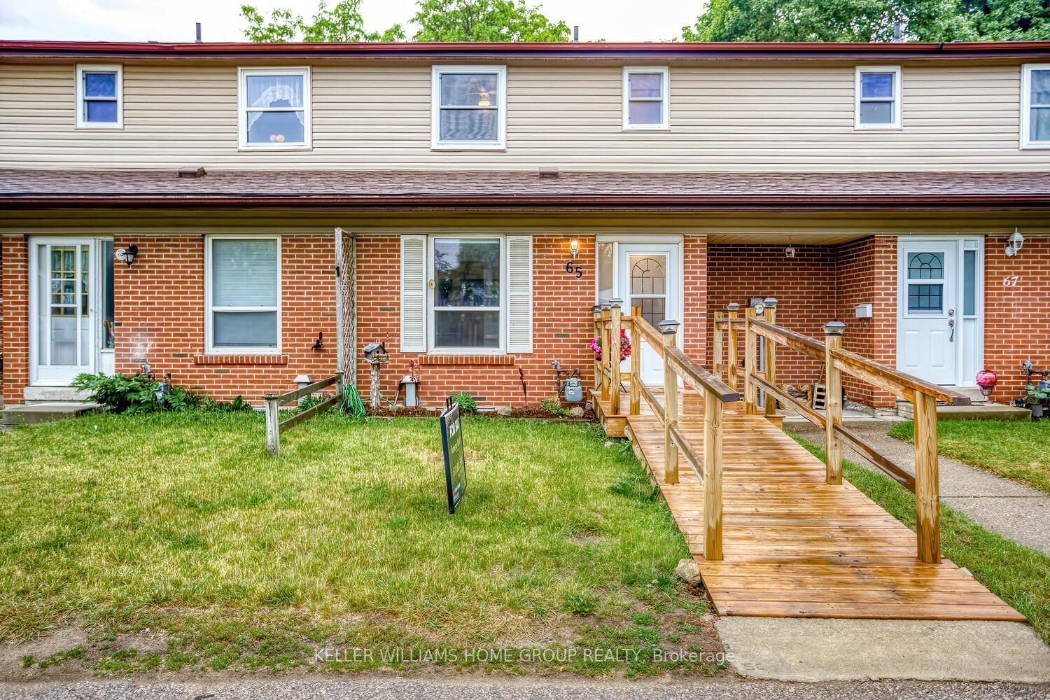 Listing Image 3