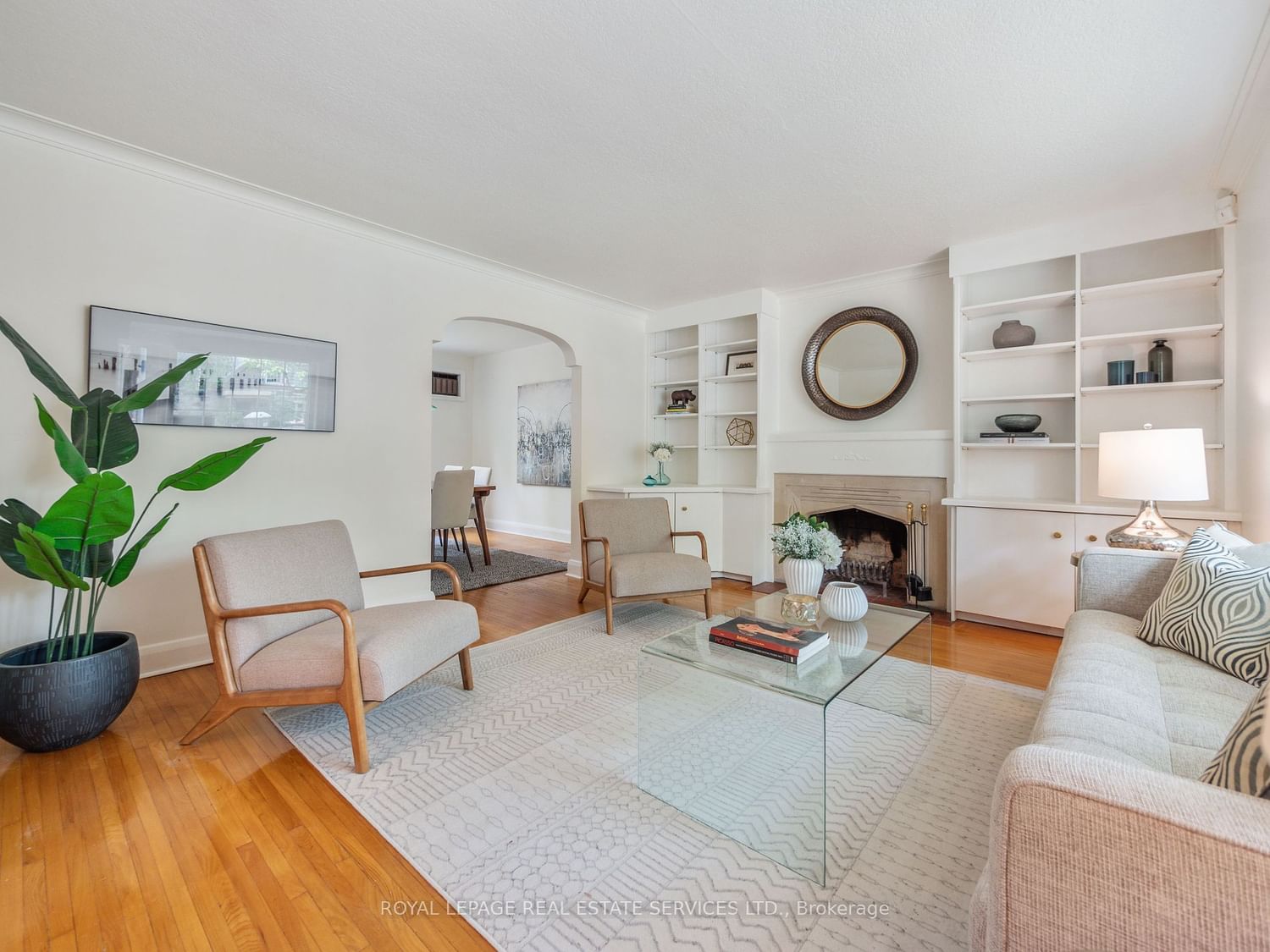 Listing Image 7