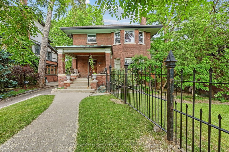 51 Indian Grve, Toronto, M6R 2Y1 | Image 2