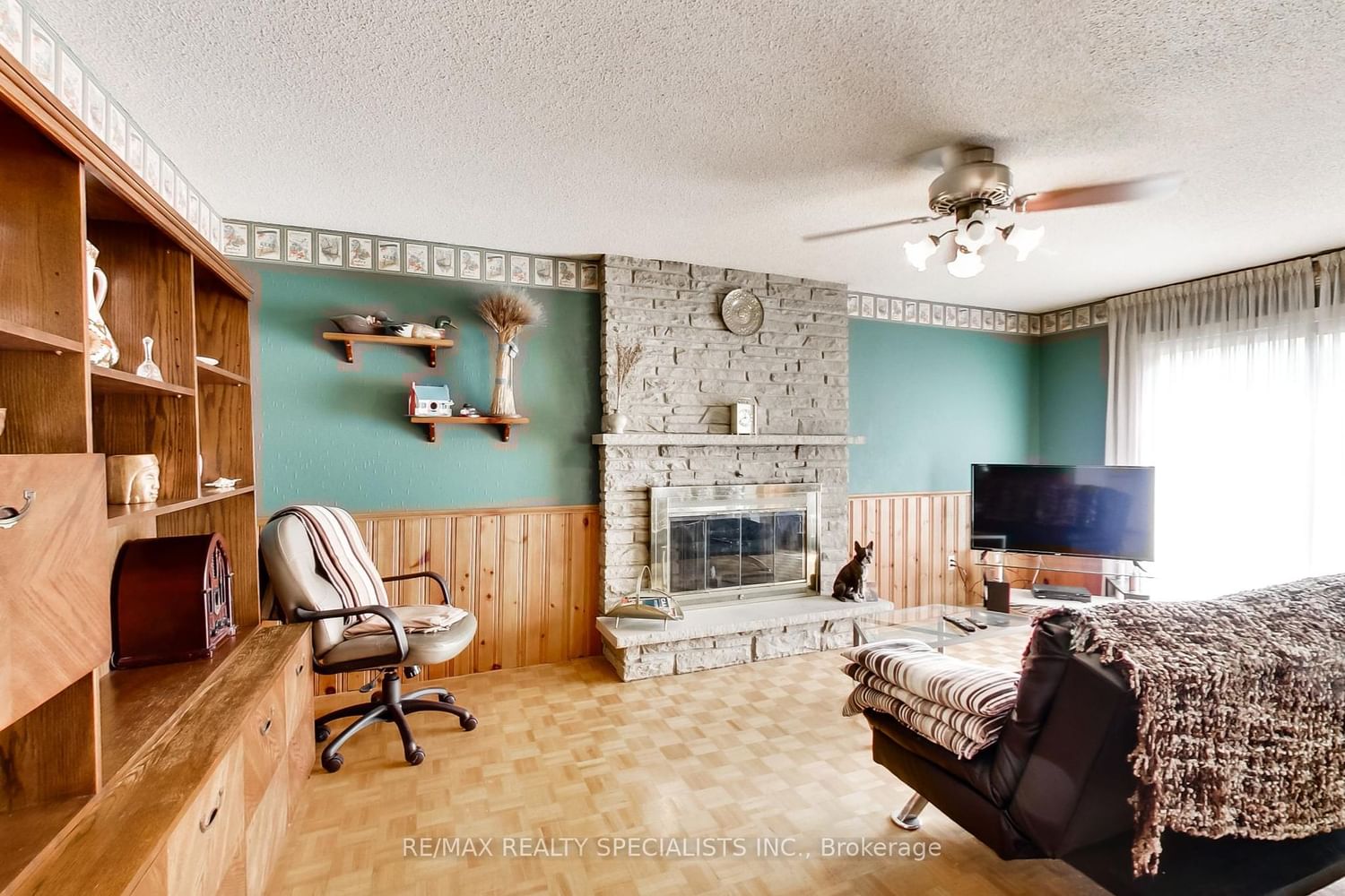 Listing Image 15