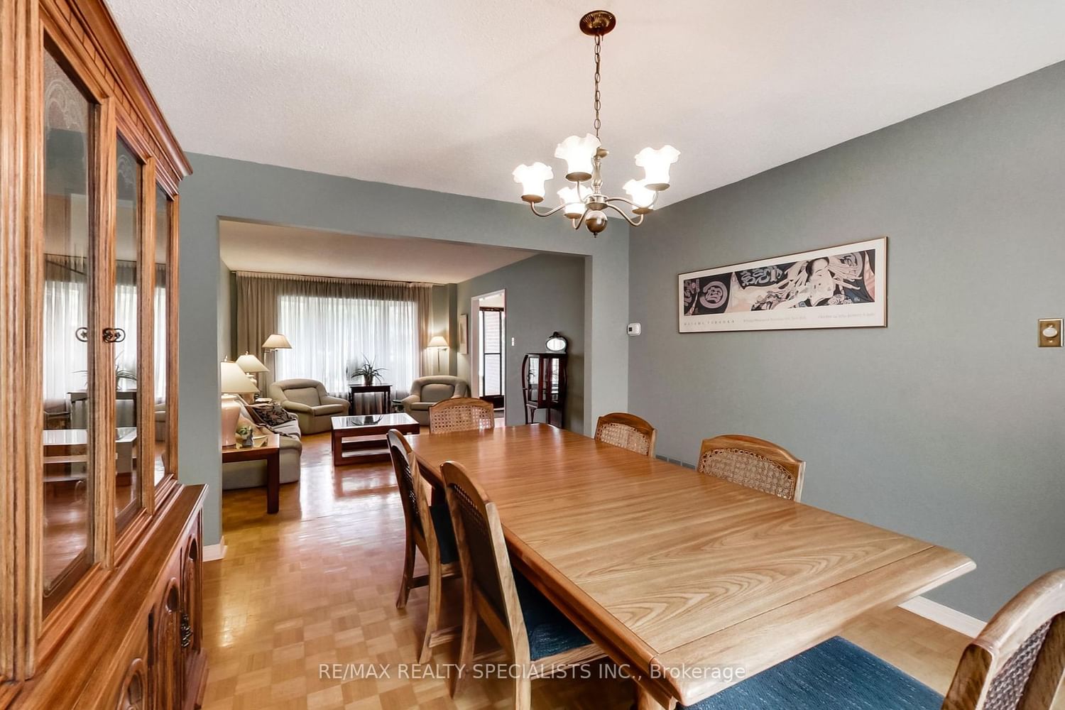 Listing Image 6