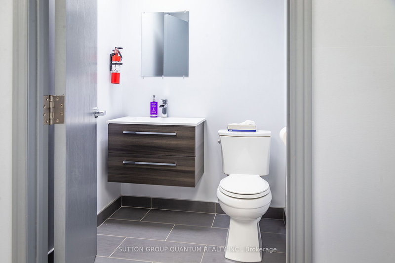 19 - 5100 South Service Rd, Burlington, L7L 6A5 | Image 2