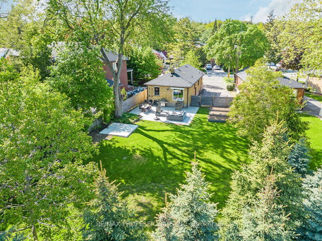 19 Cedarcrest Drive