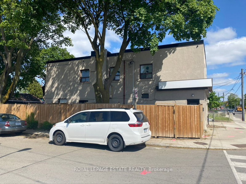 1762 Keele St, Toronto, M6M 3X1 | Image 3