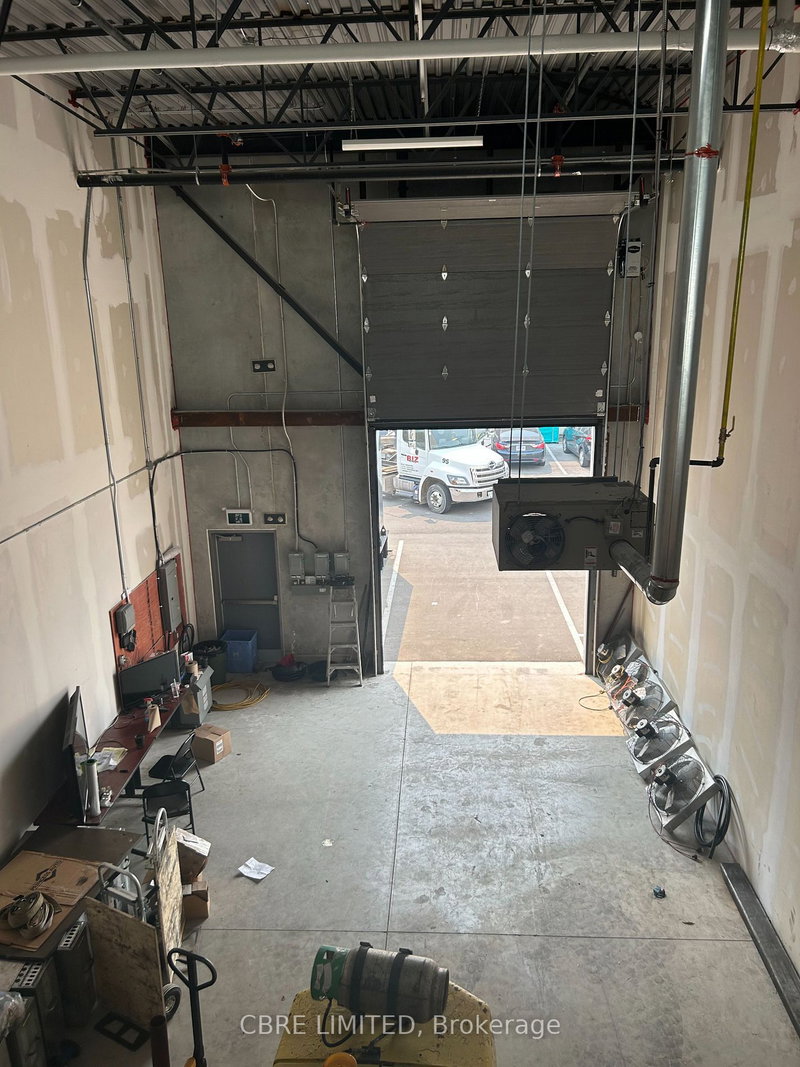 28 - 760 Laurentian Dr, Burlington, L7N 3V6 | Image 3