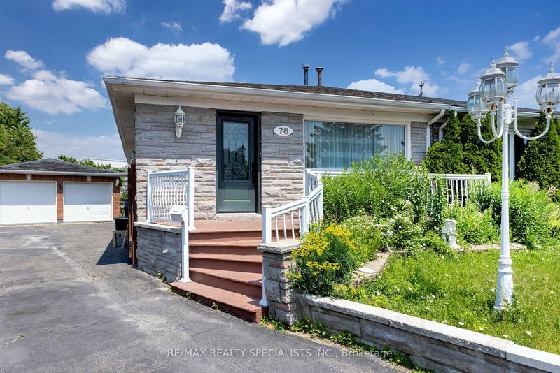 78 Northwood Dr, Brampton, L6X 2L2 | Image 2