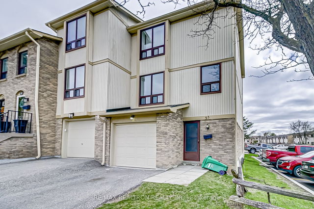 93 Guildford Crescent