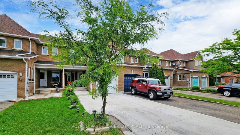 60 Culture Cres, Brampton, L6X 5A2 | Image 3