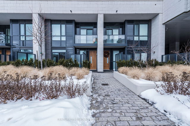 Th102 - 2800 Keele Street