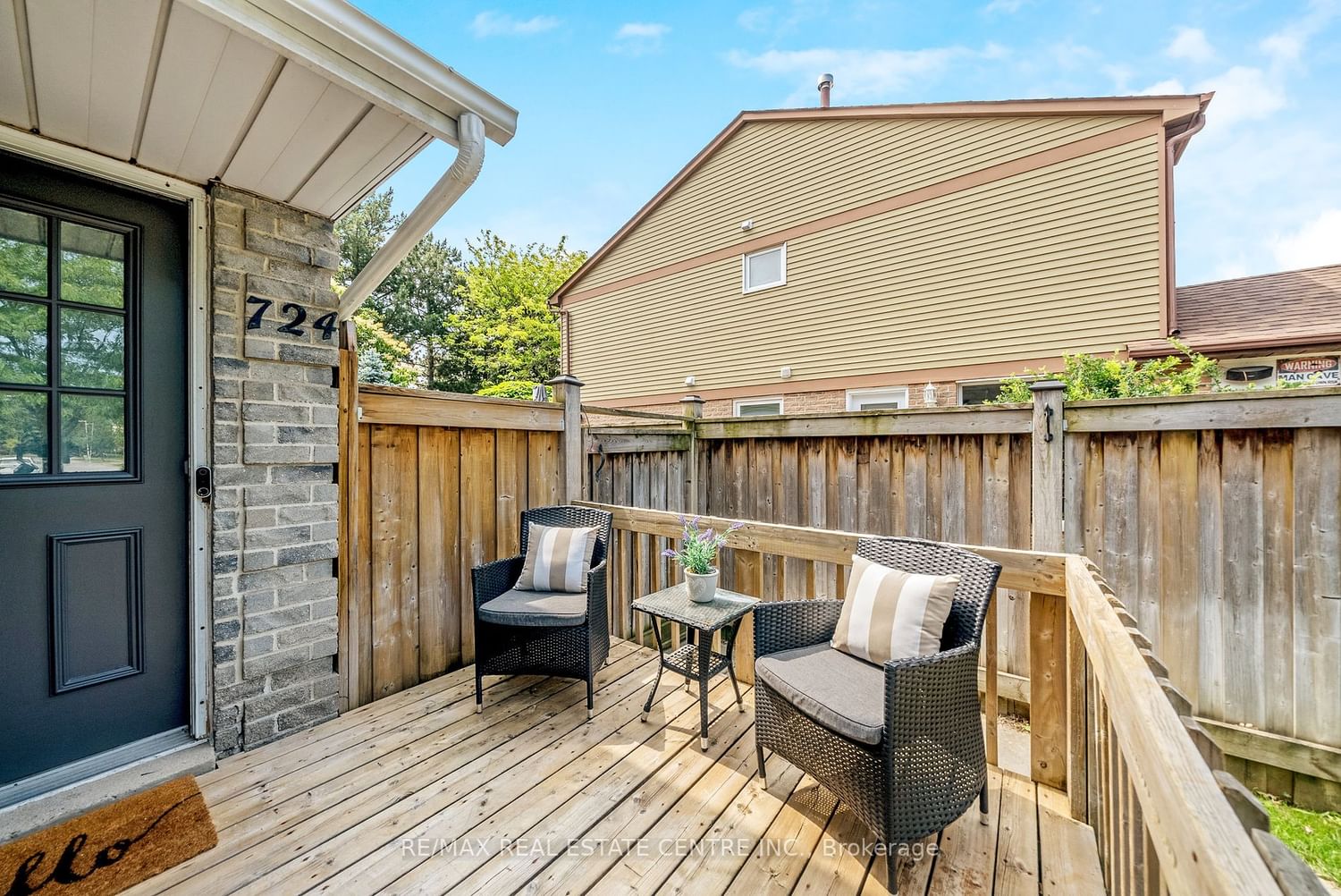 Listing Image 9