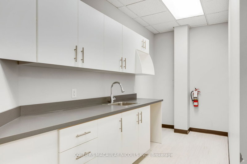 107 - 5515 North Service Rd, Burlington, L7L 6G4 | Image 3