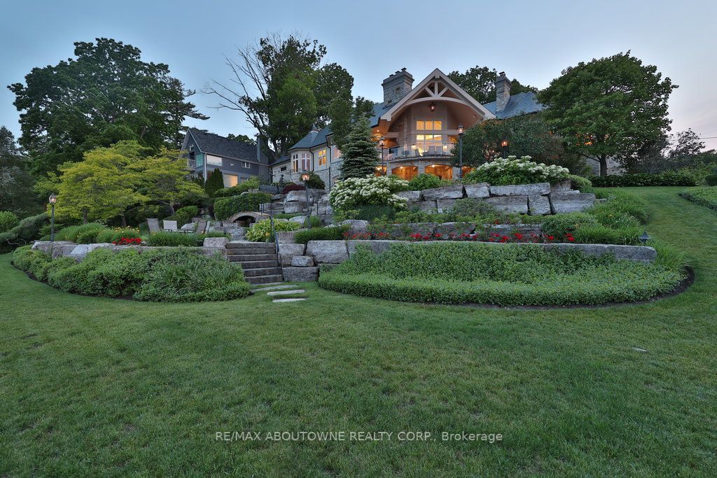 Detached House sold at 872 Whittier Crescent, Mississauga, Lorne Park, L5H 2X3 - MLS: W6198348