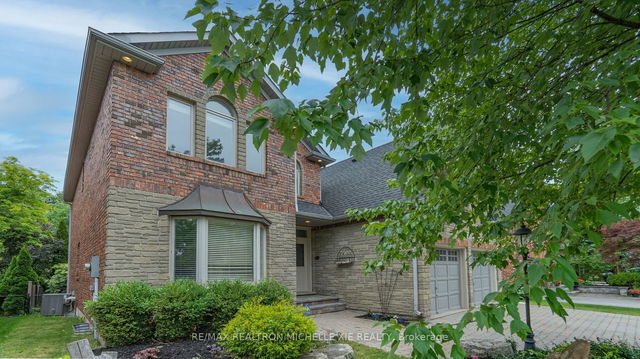 2132 Arbourview Drive