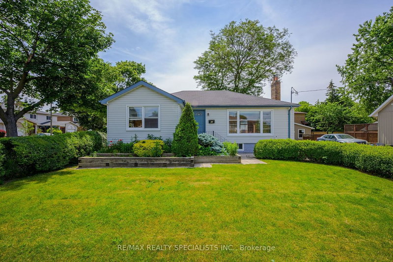 65 English St, Brampton, L6X 1L5 | Image 2