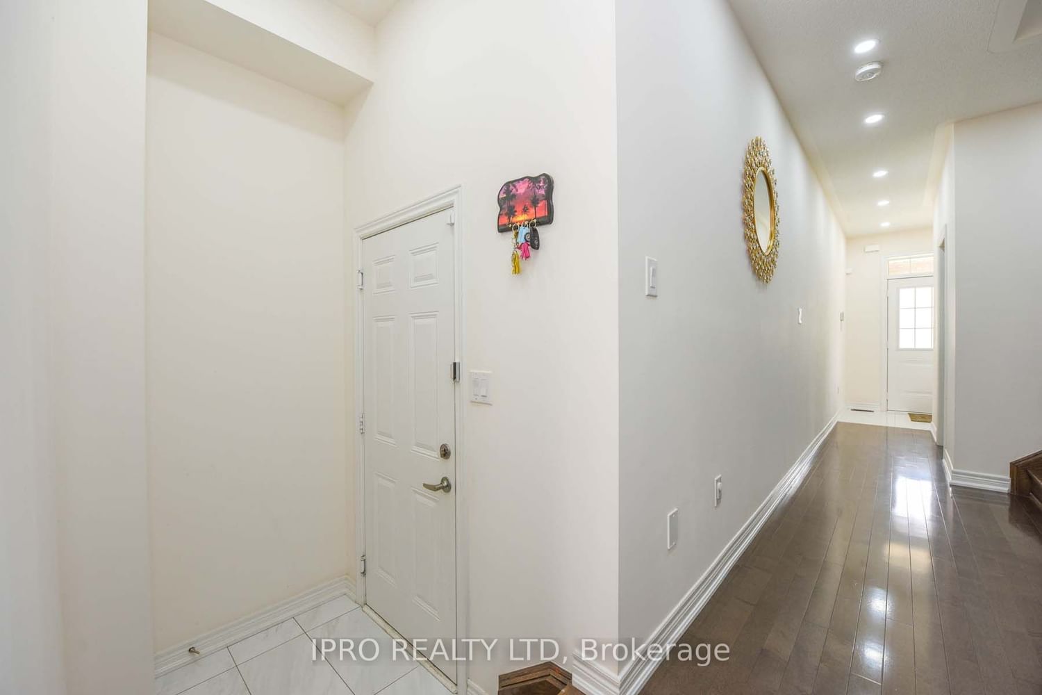 Listing Image 33