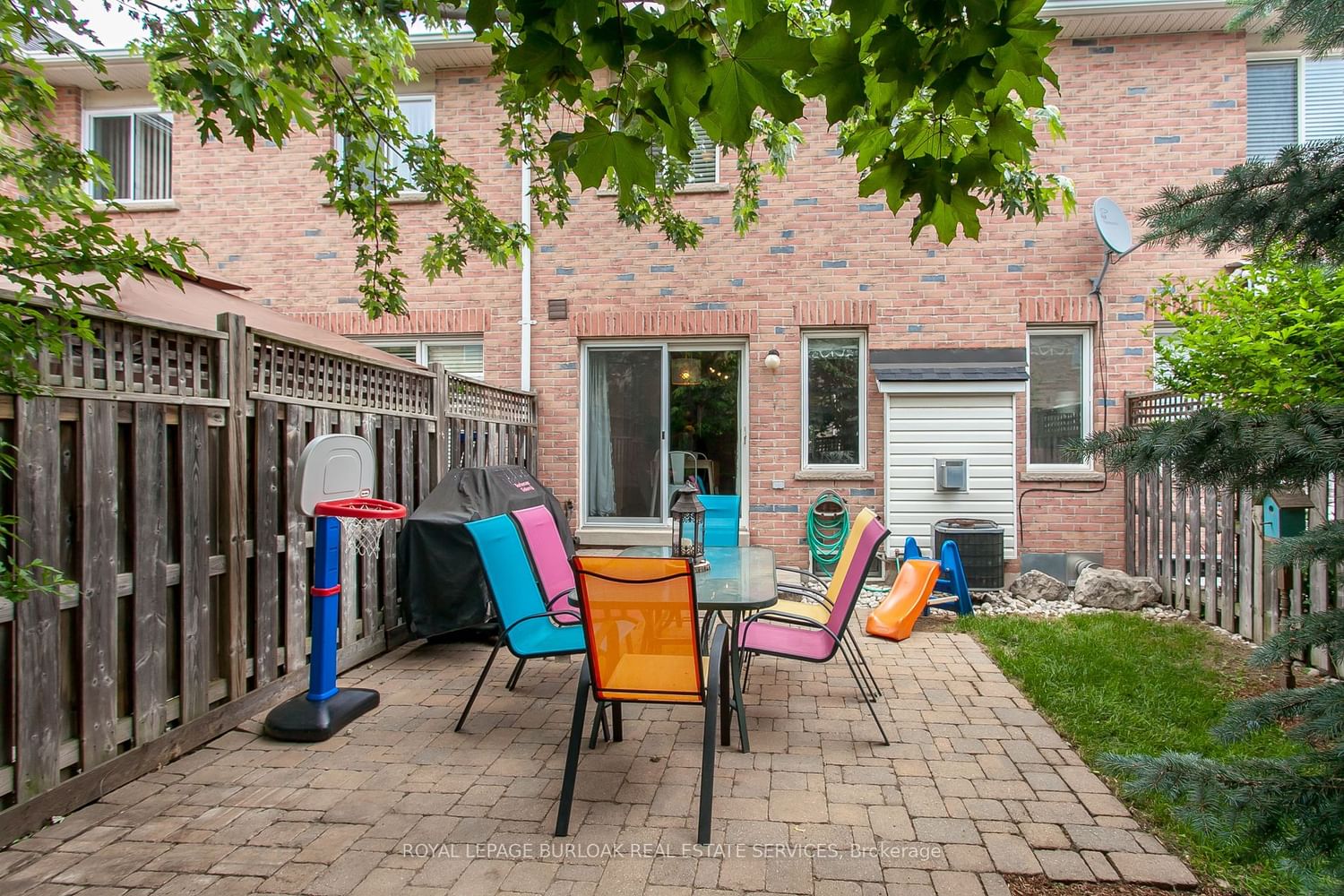 Listing Image 5