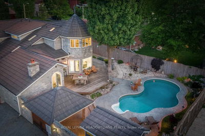 18 Church St, Halton Hills - Georgetown image-0-3