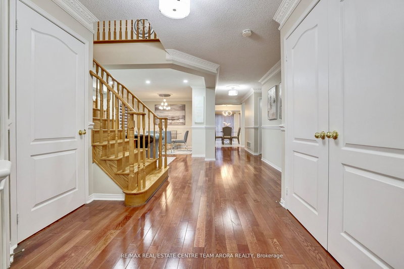 12 Humbolt Cres, Brampton, L7A 3G7 | Image 3